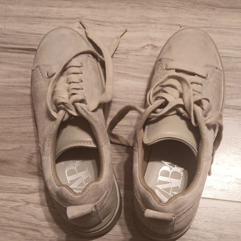 Zara Men's Tan Sneakers